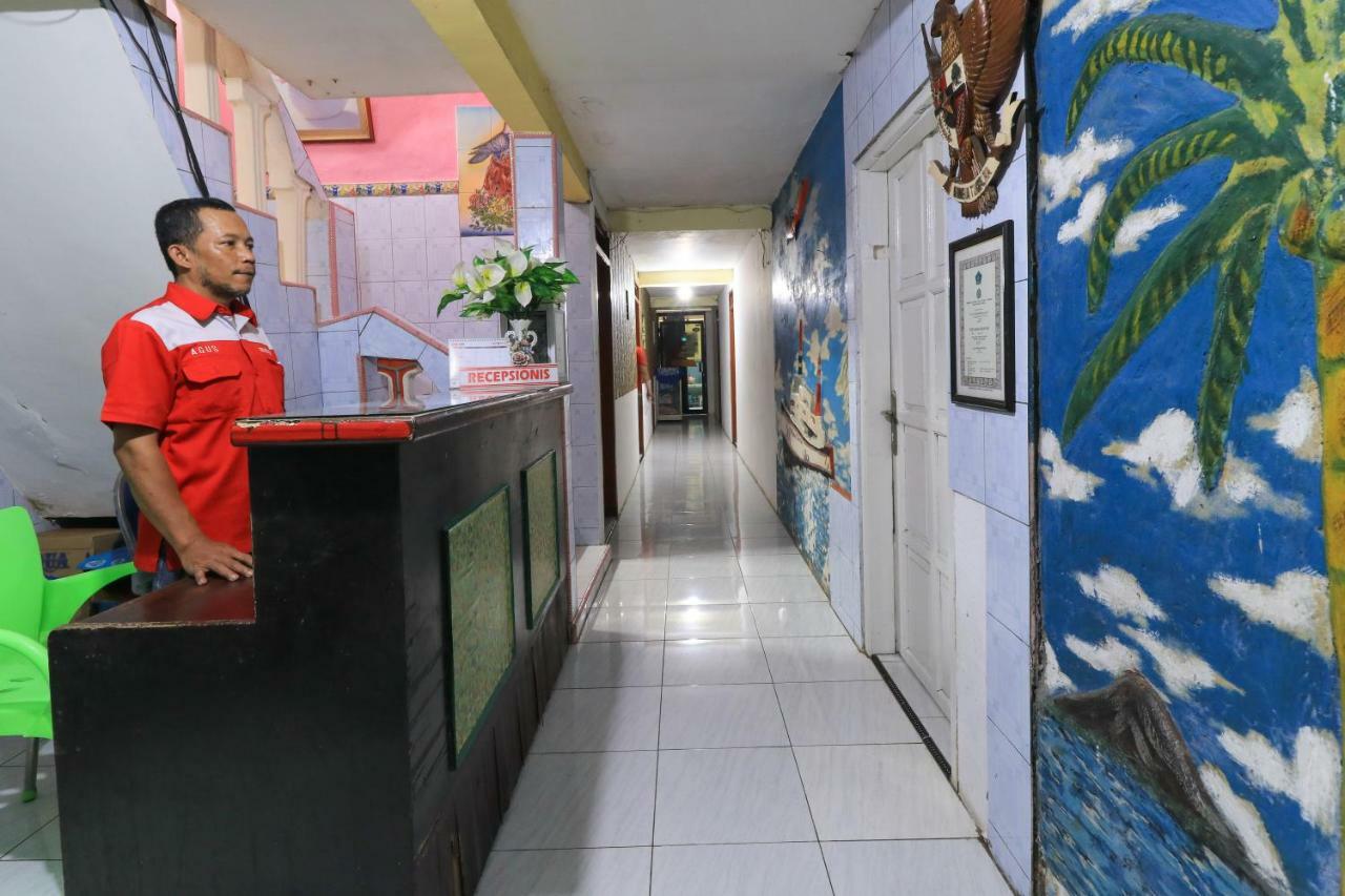 Dharmawati Homestay Syariah At Terminal Purabaya Waru Extérieur photo